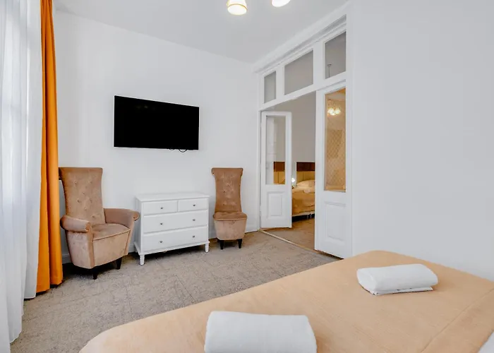 Downtown 3* براتسيلافا