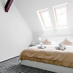 Downtown 3* Μπρατισλάβα