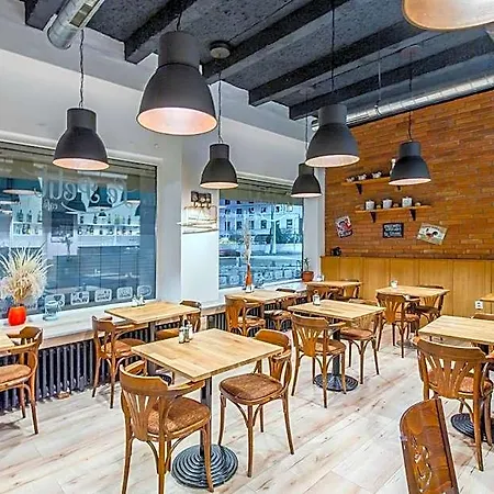 Downtown 3* Pozsony