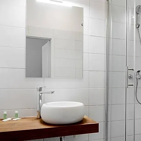 Downtown 3* Μπρατισλάβα