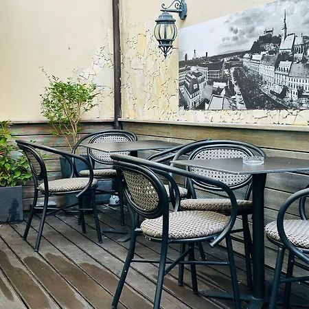 Downtown 3* Братислава