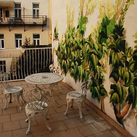 Downtown Готель Братислава